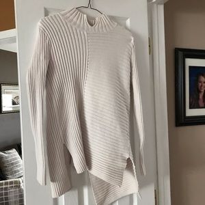Cabi winter white gorgeous sweater